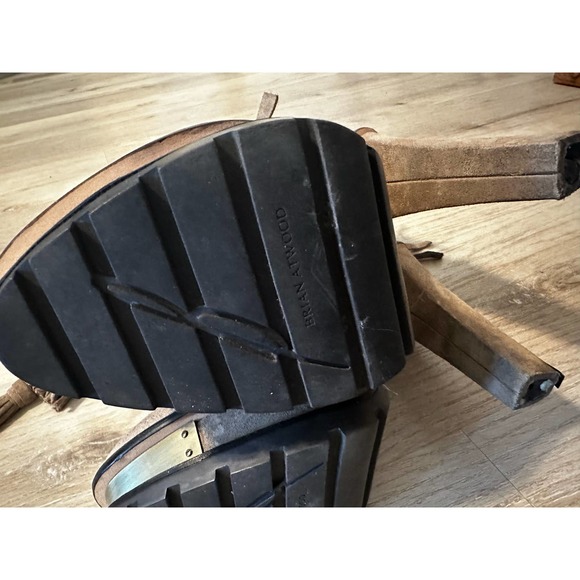 B Brian Atwood Womens Lace Up Platform Fringe Booties Brown Suede Size 9 - Picture 5 of 5